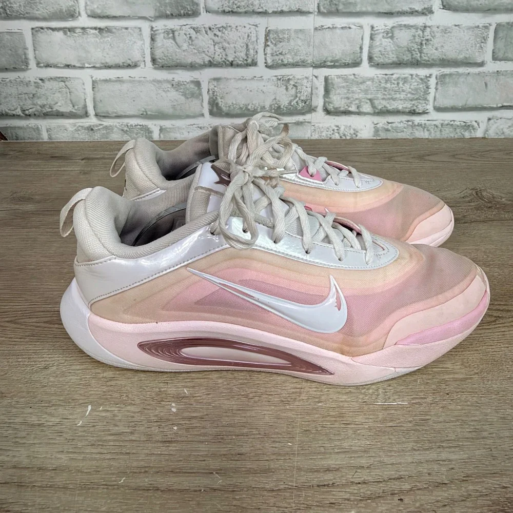 Nike Cosmic Unity 3 Basketball Shoes Pink White Girls Size 7Y